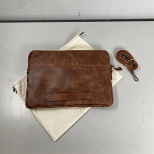 Leeds Leather Messenger Laptop Bag